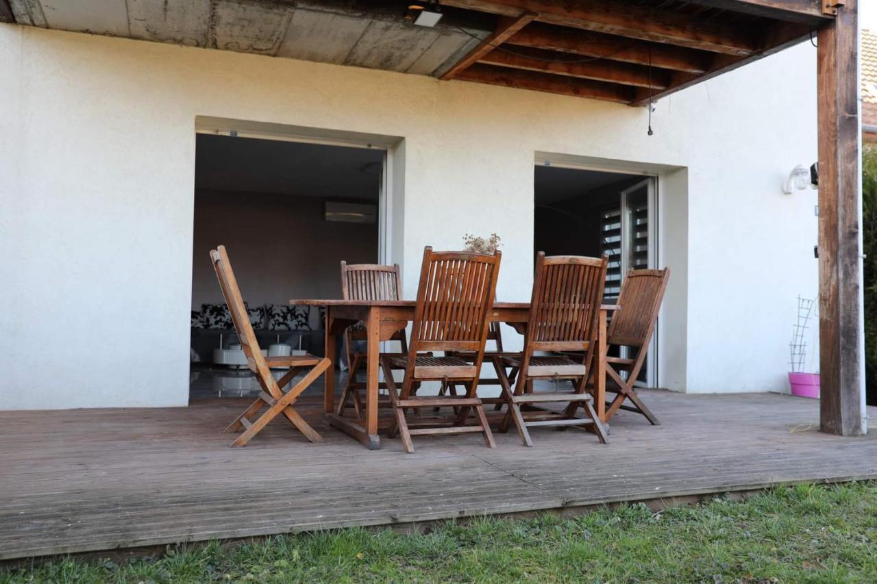 Commealamaison Saint-Louis (Haut-Rhin) Exterior foto